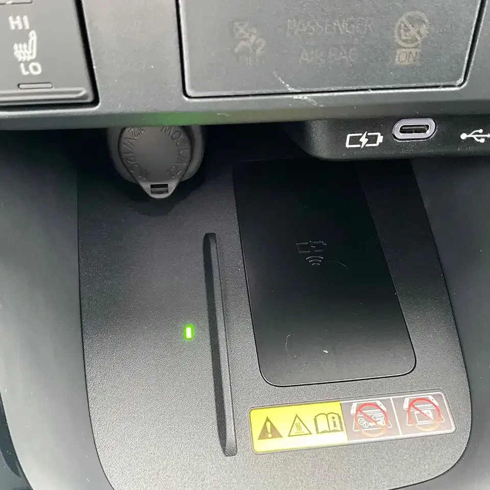 Toyota Yaris - Thumbnail 13