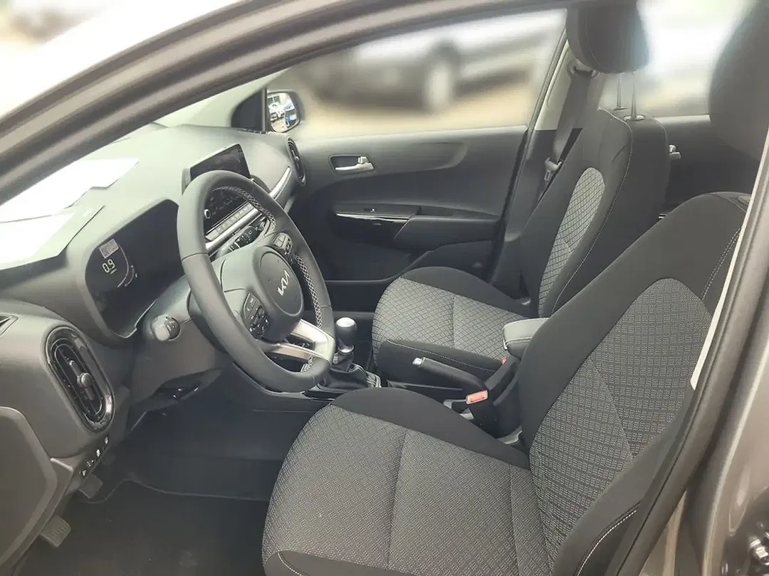 Kia Picanto - Thumbnail 8