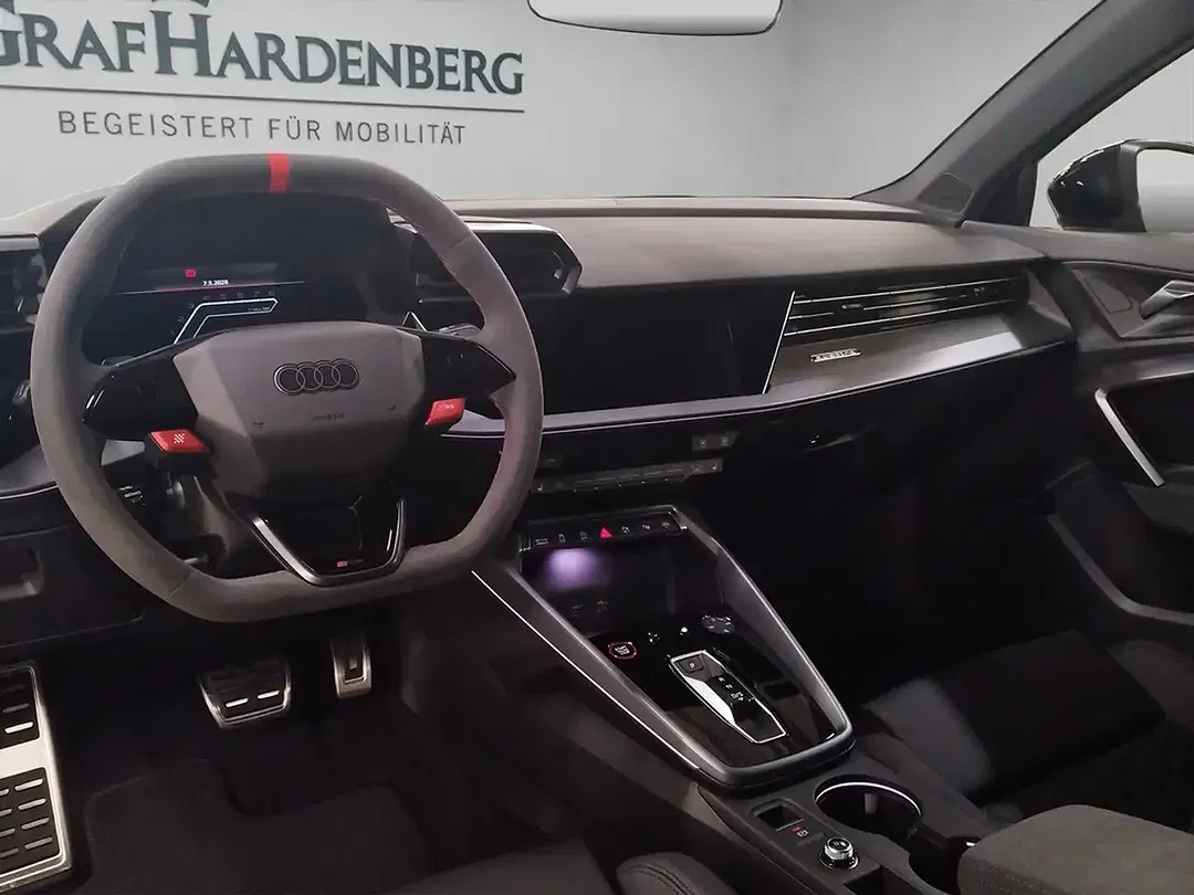 Audi RS3 - Thumbnail 13