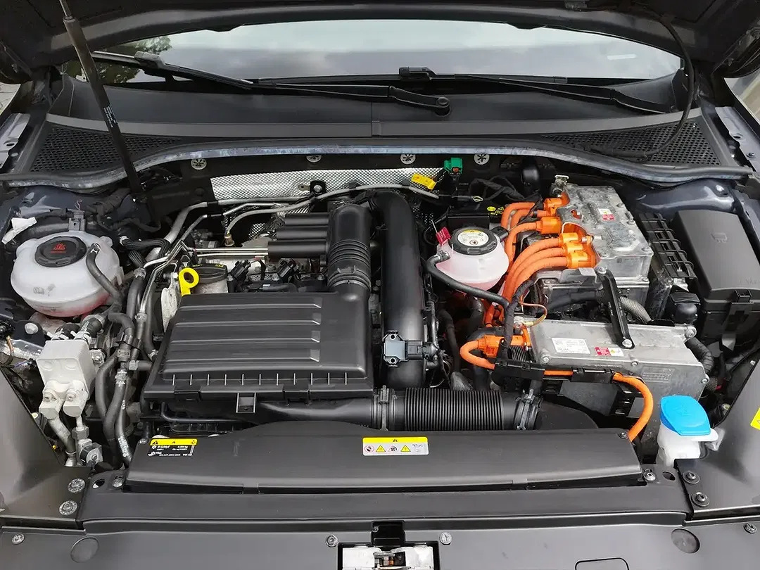 Volkswagen Passat Variant - Thumbnail 14