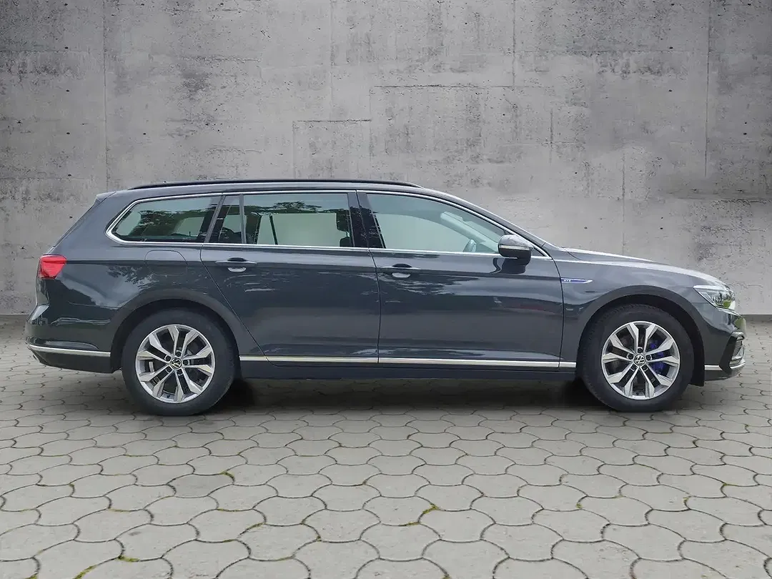 Volkswagen Passat Variant - Thumbnail 5