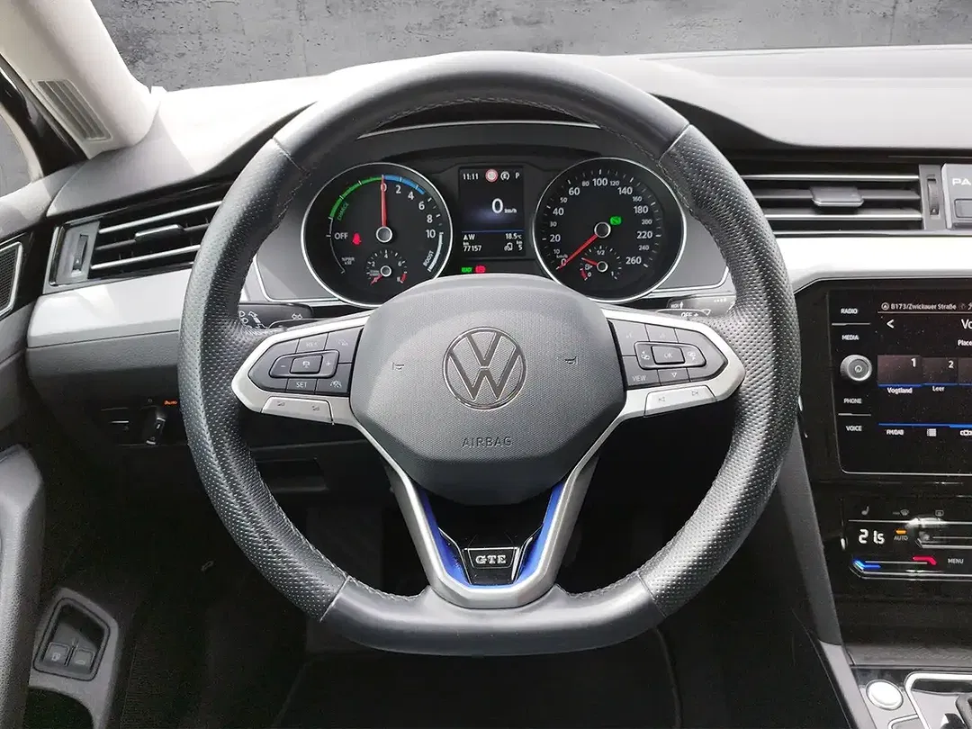 Volkswagen Passat Variant - Thumbnail 9
