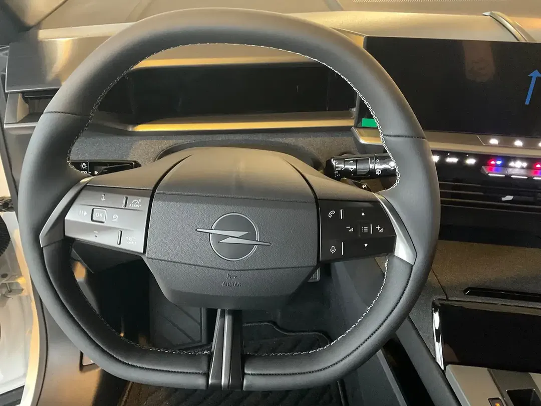 Opel Grandland - Thumbnail 10