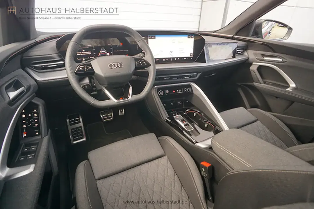 Audi Q5 - Thumbnail 10