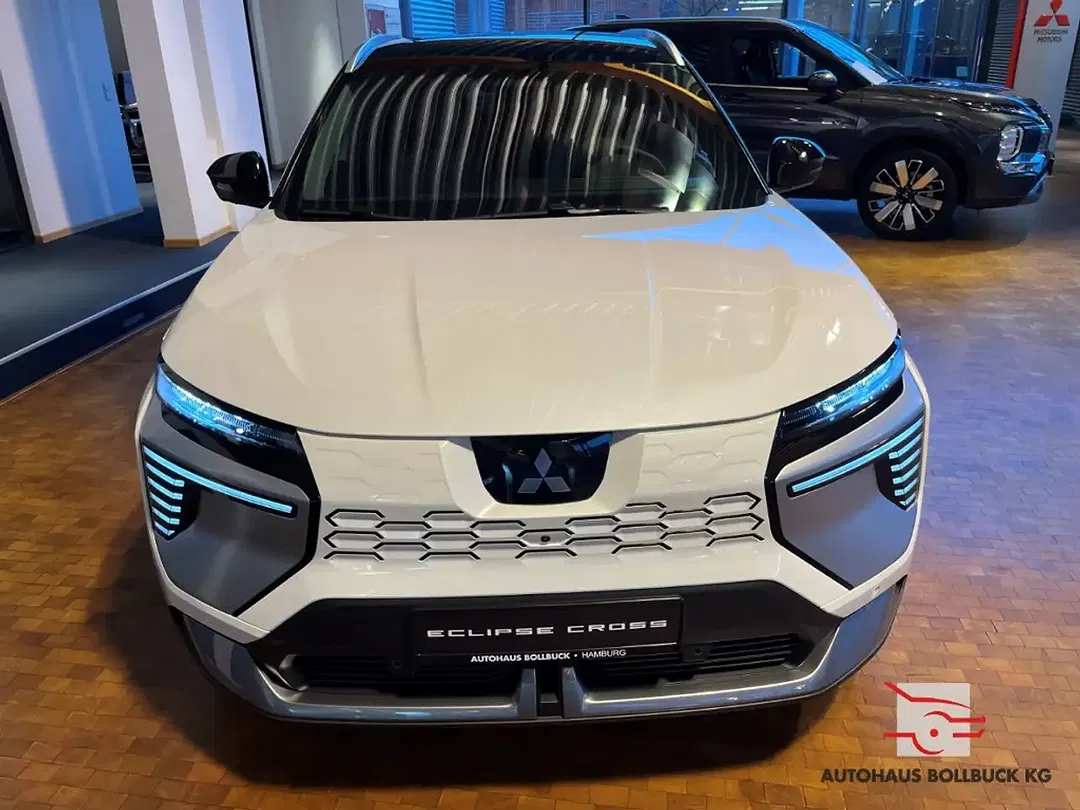 Mitsubishi Eclipse Cross - Thumbnail 2