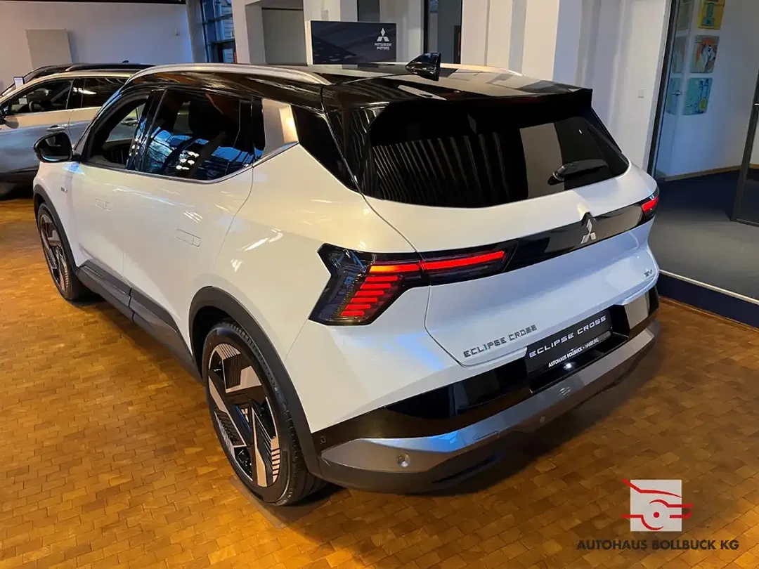 Mitsubishi Eclipse Cross - Thumbnail 6