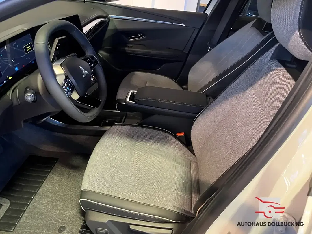 Mitsubishi Eclipse Cross - Thumbnail 7
