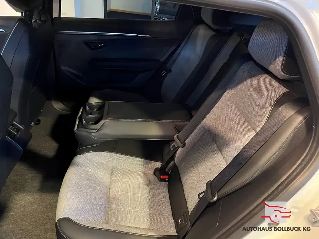 Mitsubishi Eclipse Cross - Thumbnail 9