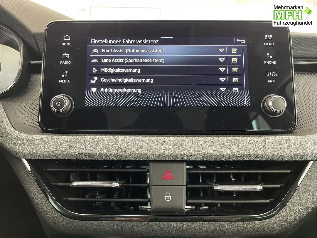 Skoda Scala - Thumbnail 11