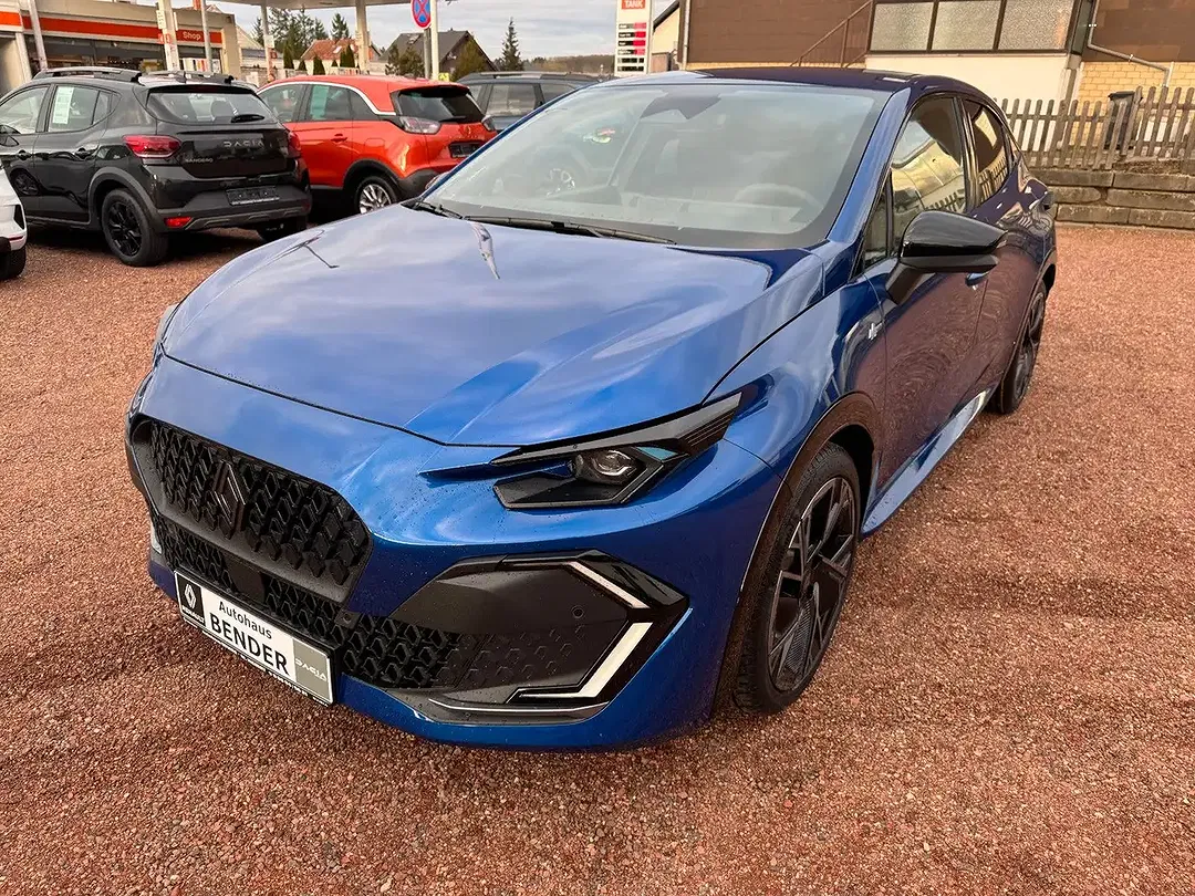 Renault Clio - Thumbnail 1