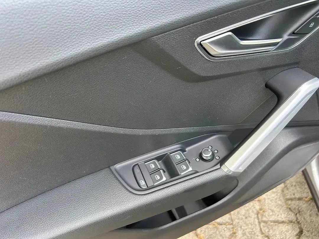 Audi Q2 - Thumbnail 18