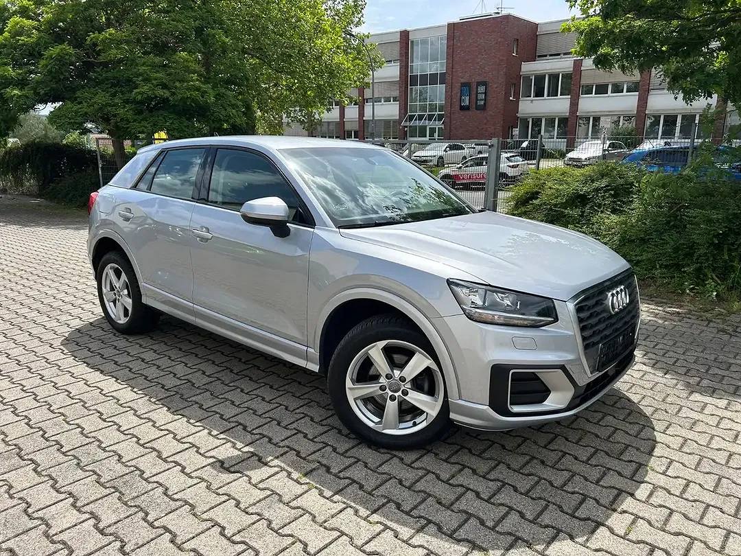 Audi Q2 - Thumbnail 2