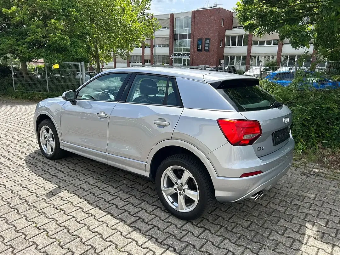 Audi Q2 - Thumbnail 3