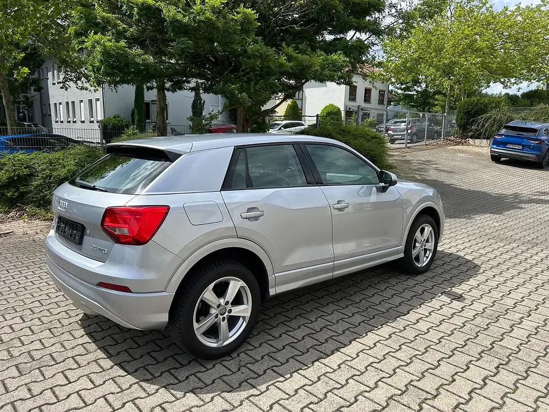 Audi Q2 - Thumbnail 4