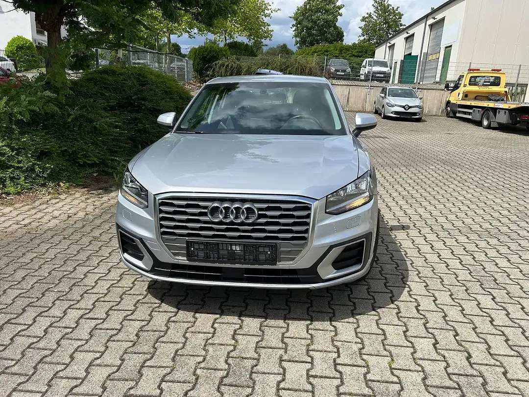 Audi Q2 - Thumbnail 5