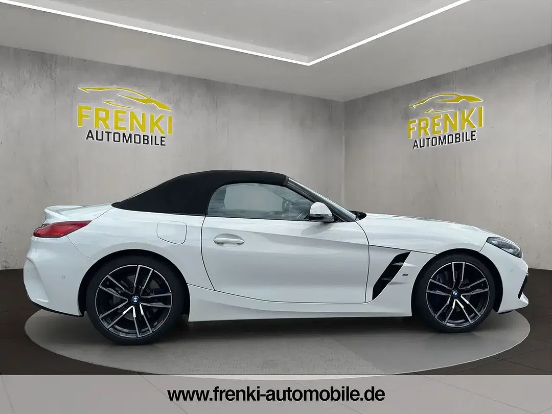 BMW Z4 - Thumbnail 8