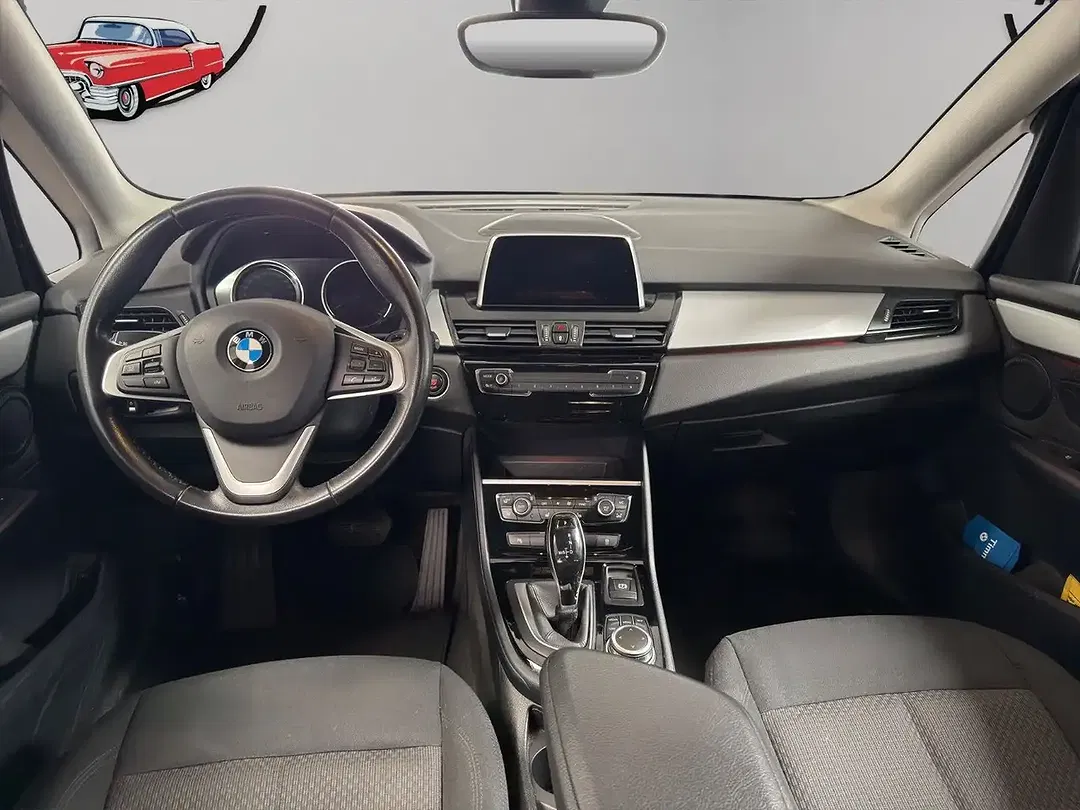 BMW 218 - Thumbnail 10
