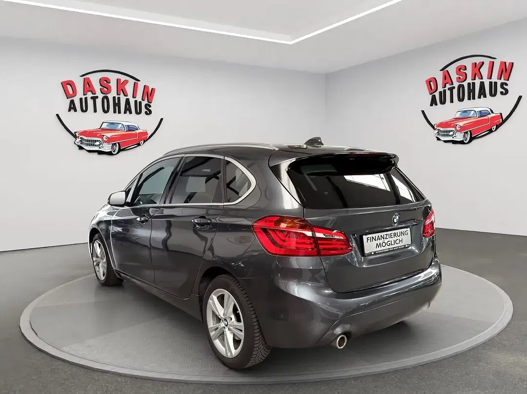 BMW 218 - Thumbnail 4