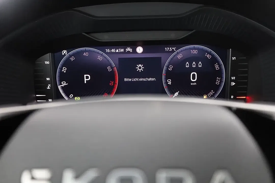 Skoda Karoq - Thumbnail 17