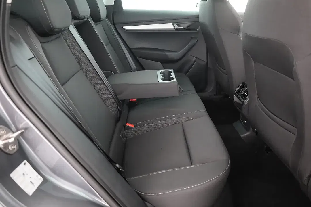 Skoda Karoq - Thumbnail 25