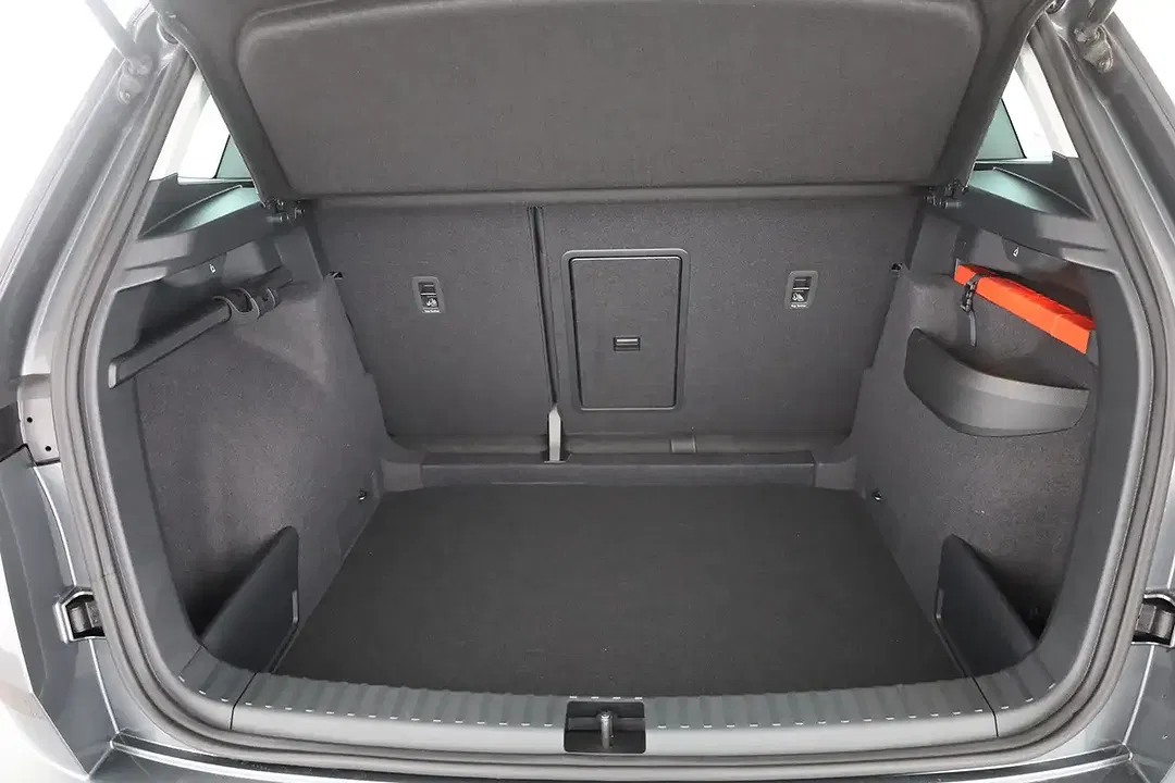 Skoda Karoq - Thumbnail 26
