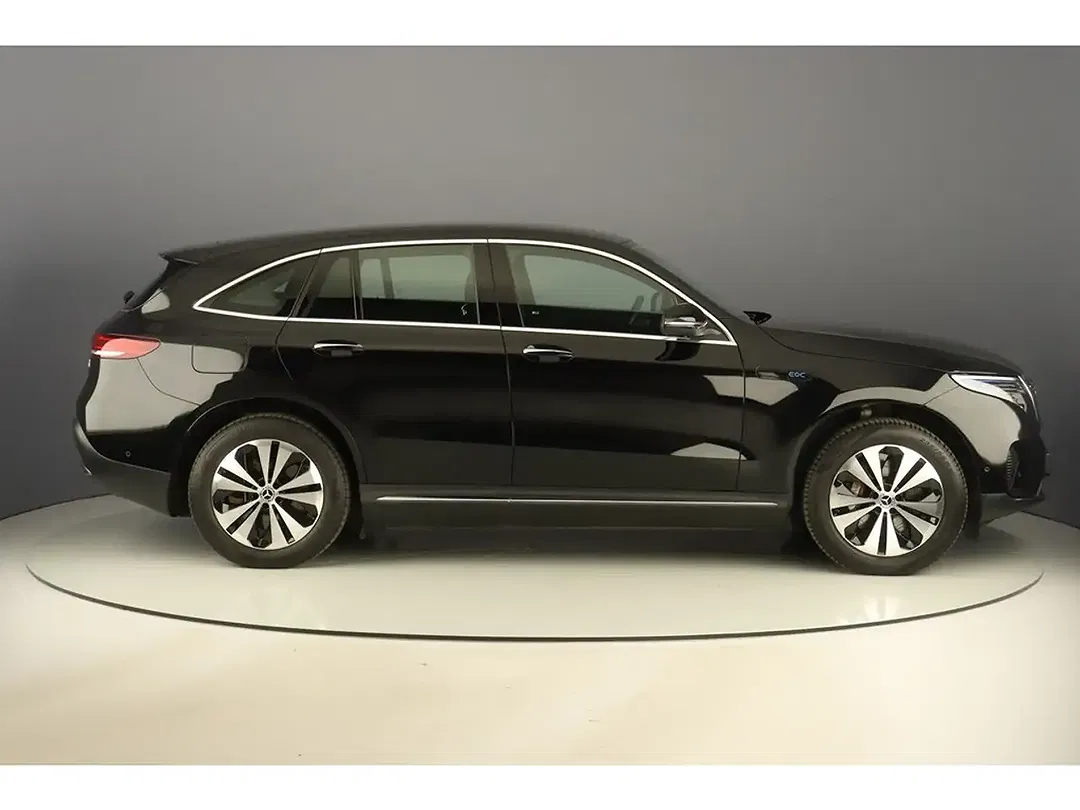 Mercedes-Benz EQC 400 - Thumbnail 6