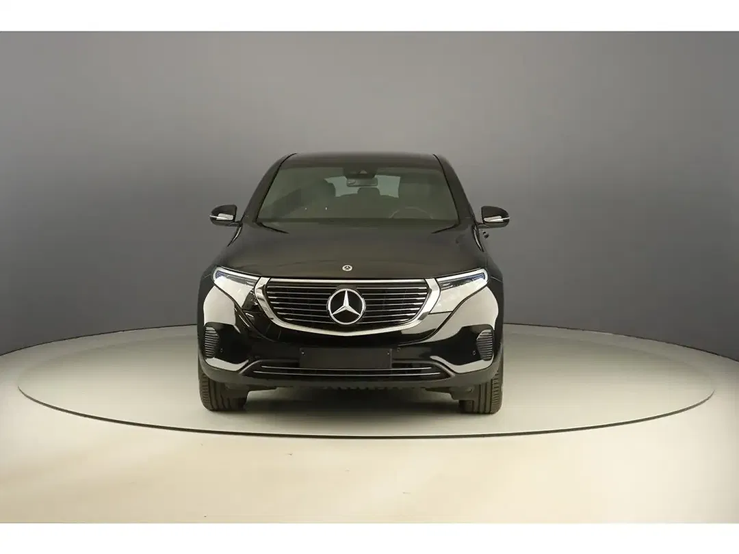 Mercedes-Benz EQC 400 - Thumbnail 8