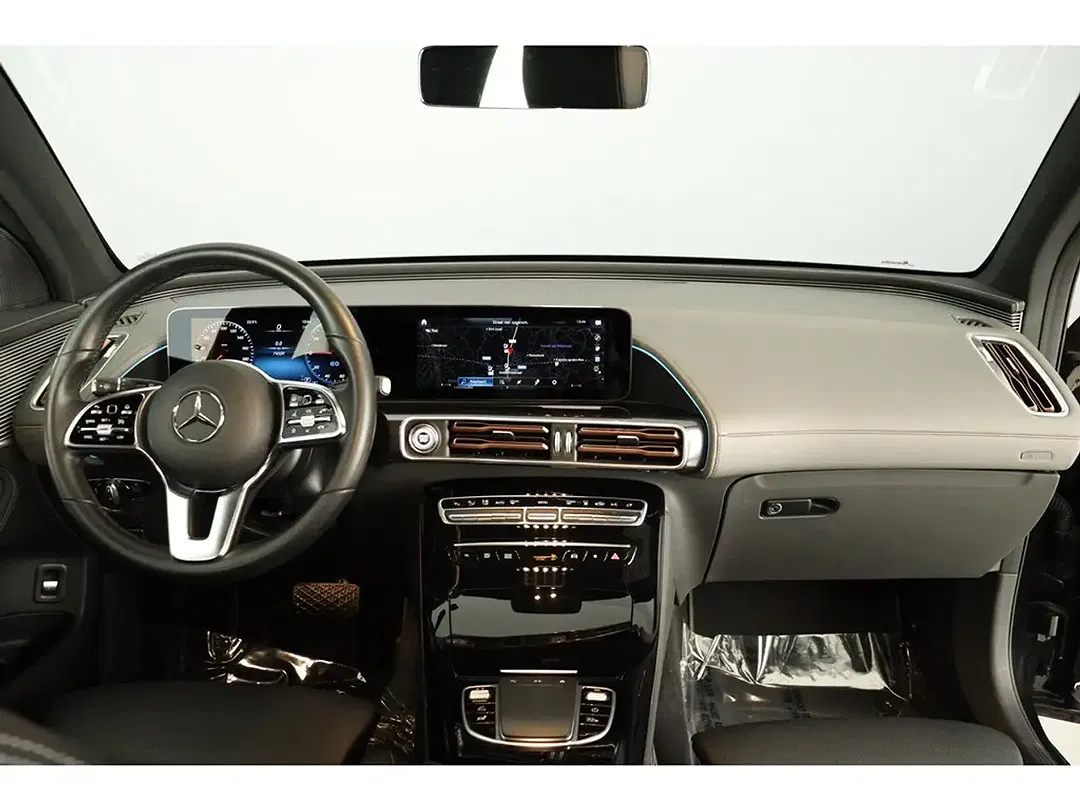 Mercedes-Benz EQC 400 - Thumbnail 9