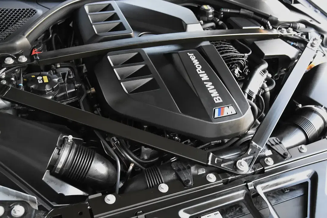 BMW M3 - Thumbnail 6