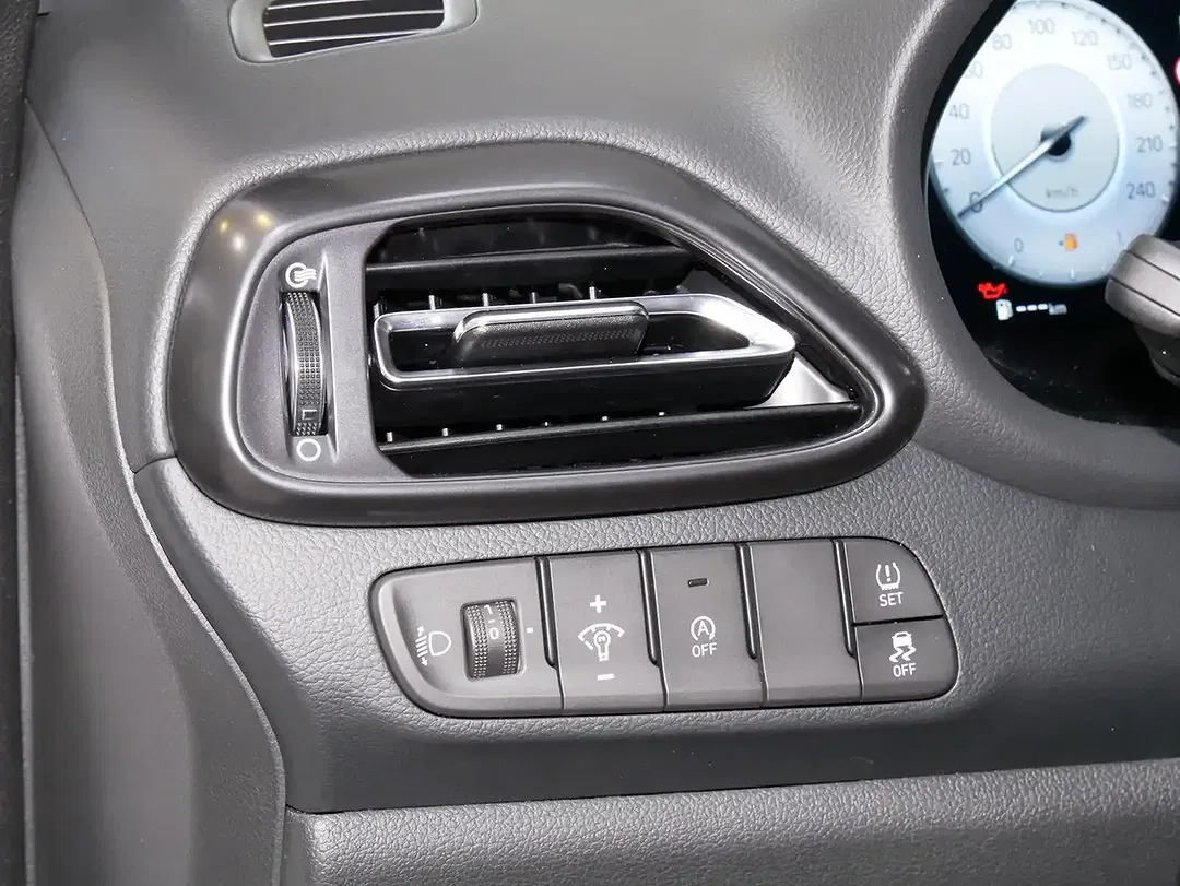Hyundai i30 - Thumbnail 14
