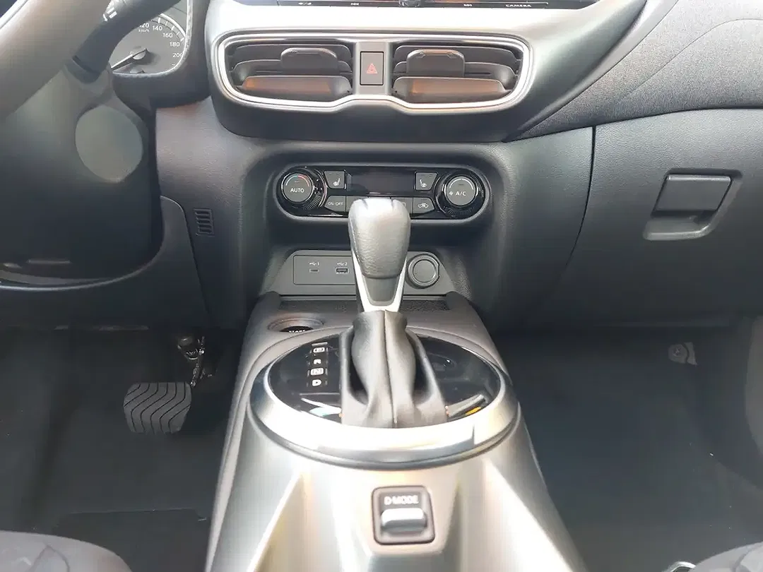 Nissan Juke - Thumbnail 8