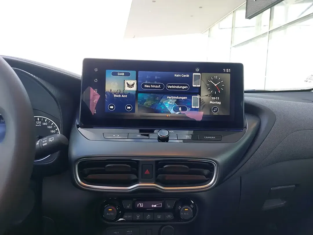 Nissan Juke - Thumbnail 9