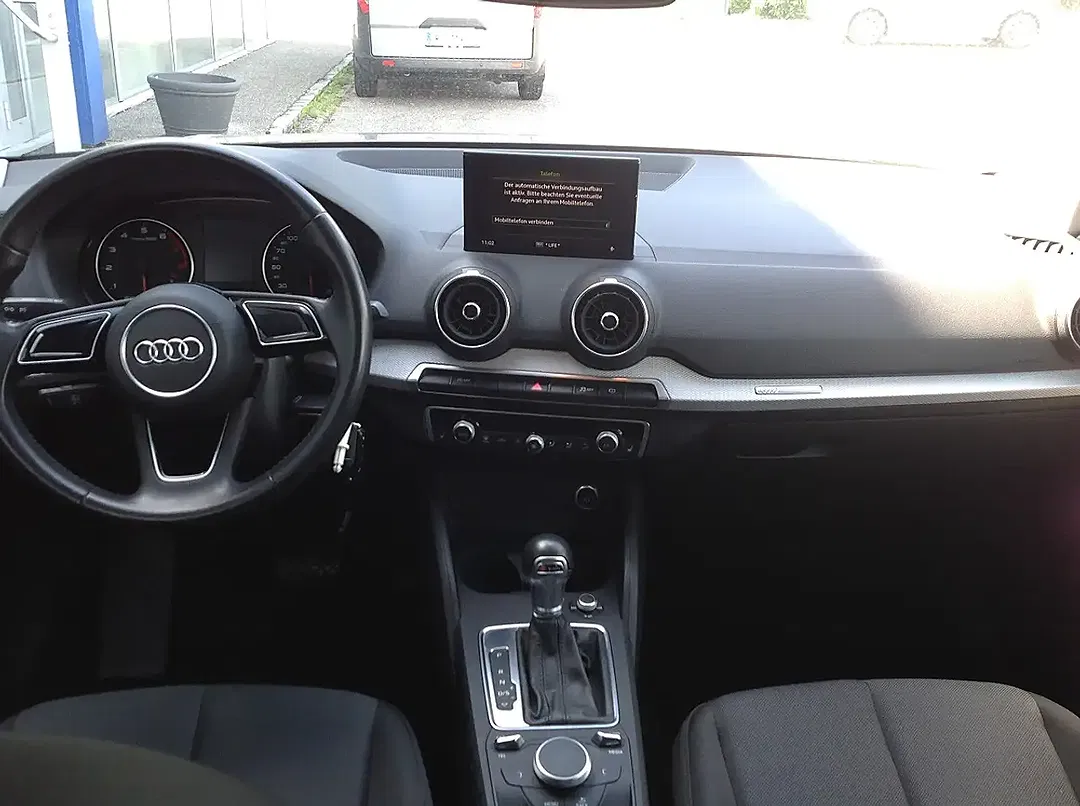 Audi Q2 - Thumbnail 12