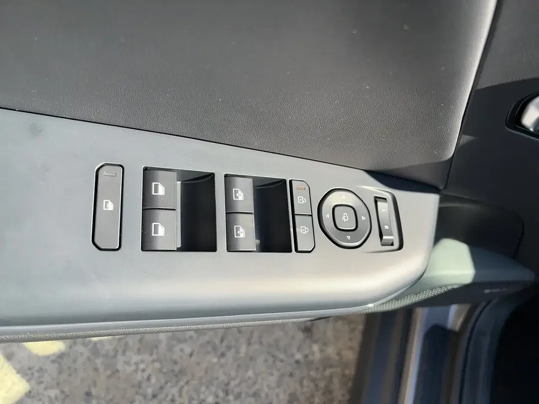 Kia K4 - Thumbnail 13