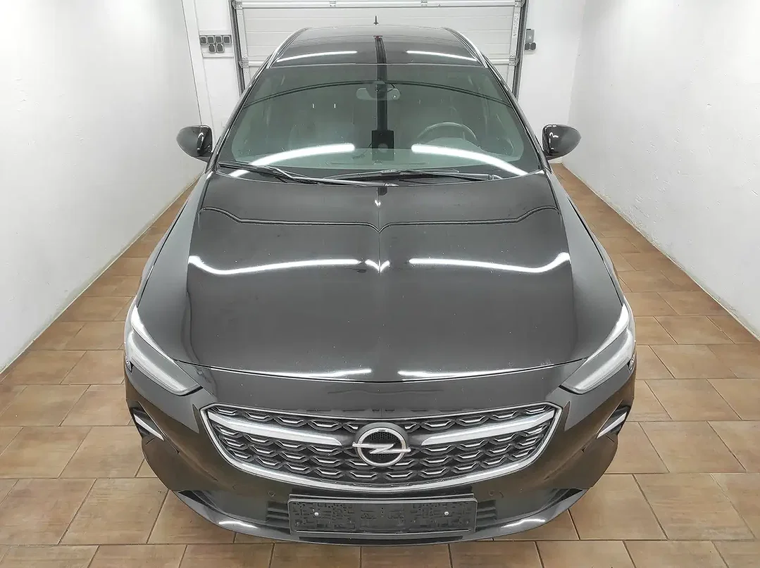 Opel Insignia - Afbeelding 1