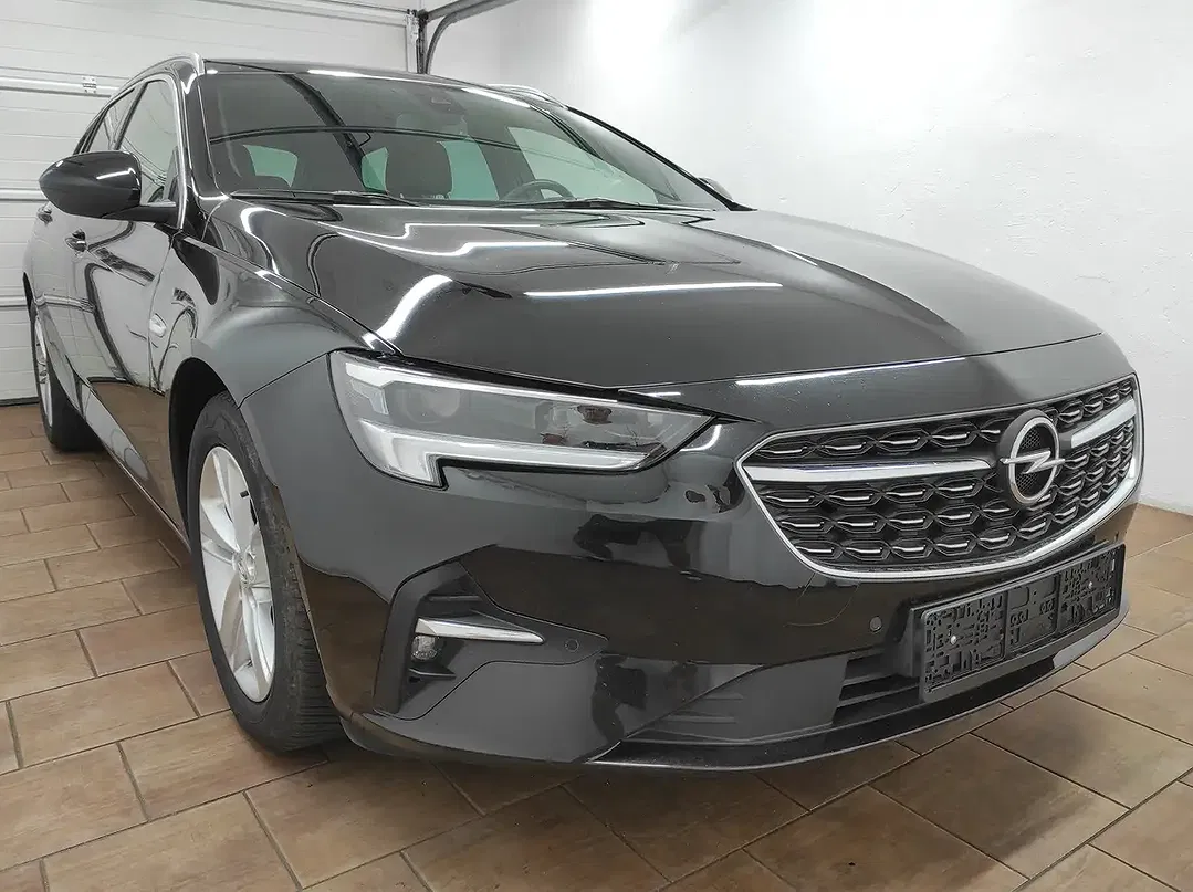 Opel Insignia - Thumbnail 3