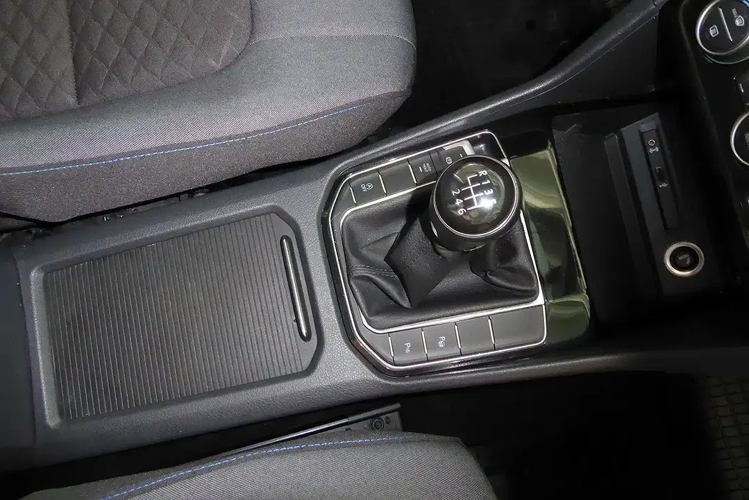 Volkswagen Golf Sportsvan - Thumbnail 13