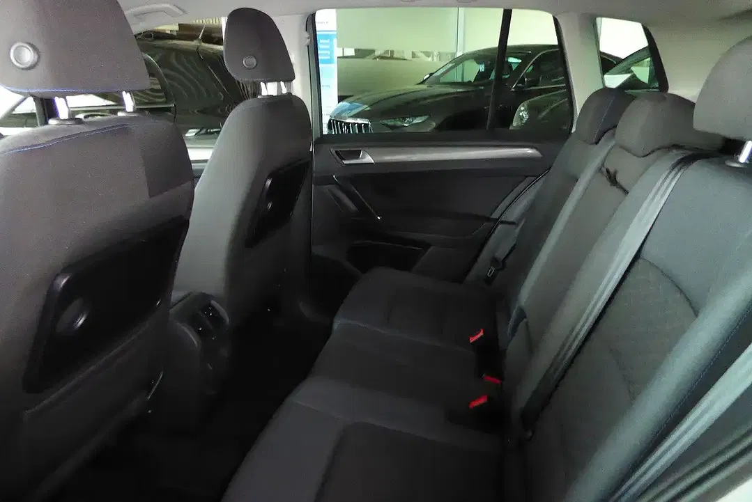 Volkswagen Golf Sportsvan - Thumbnail 14