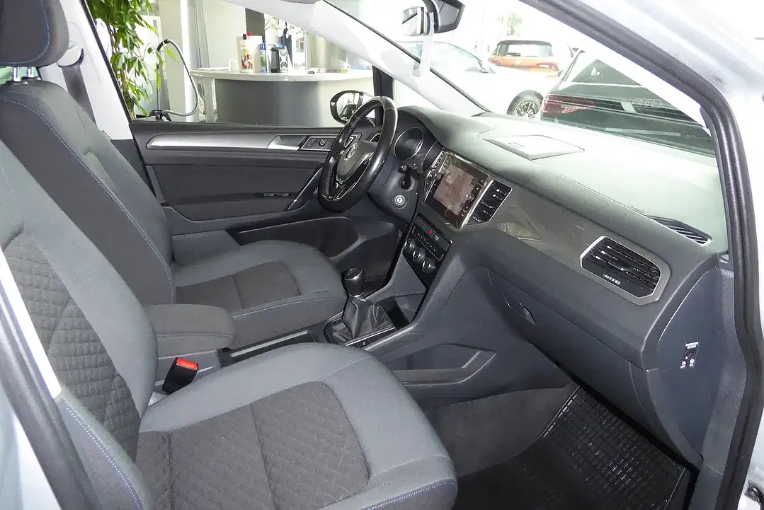 Volkswagen Golf Sportsvan - Thumbnail 8