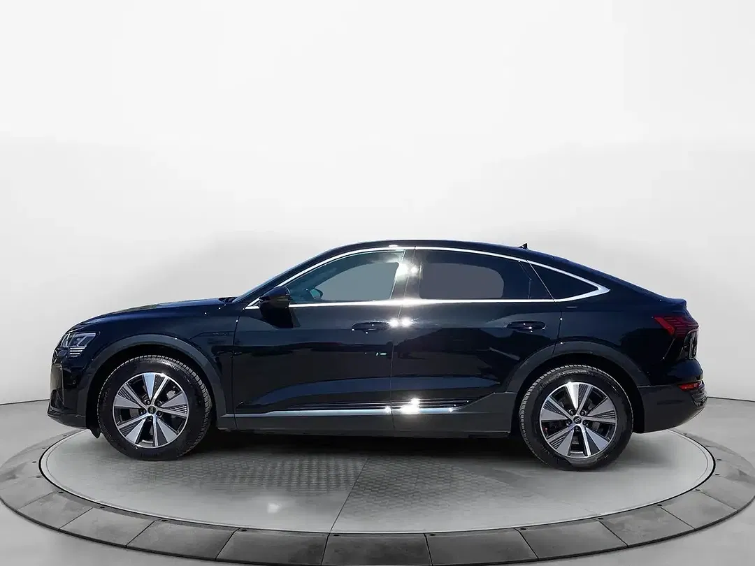 Audi Q8 e-tron - Thumbnail 6