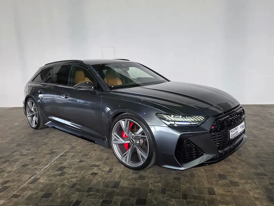 Audi RS6 - Thumbnail 4