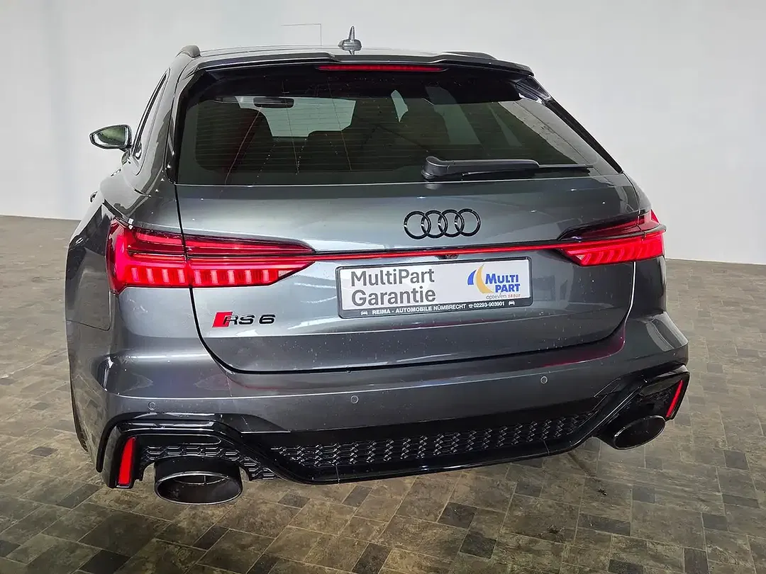 Audi RS6 - Thumbnail 5