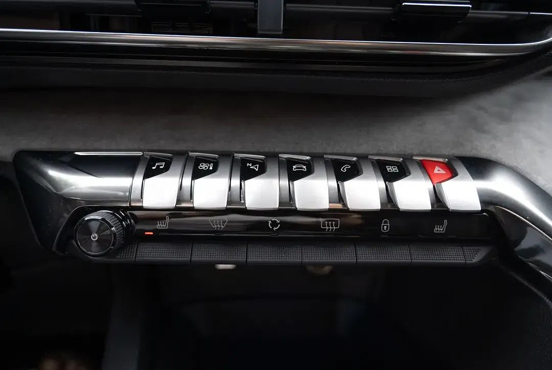Peugeot 5008 - Thumbnail 10