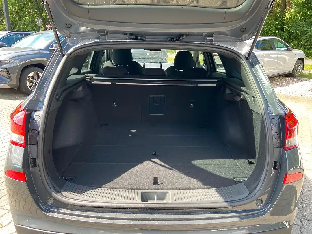 Hyundai i30 - Thumbnail 13