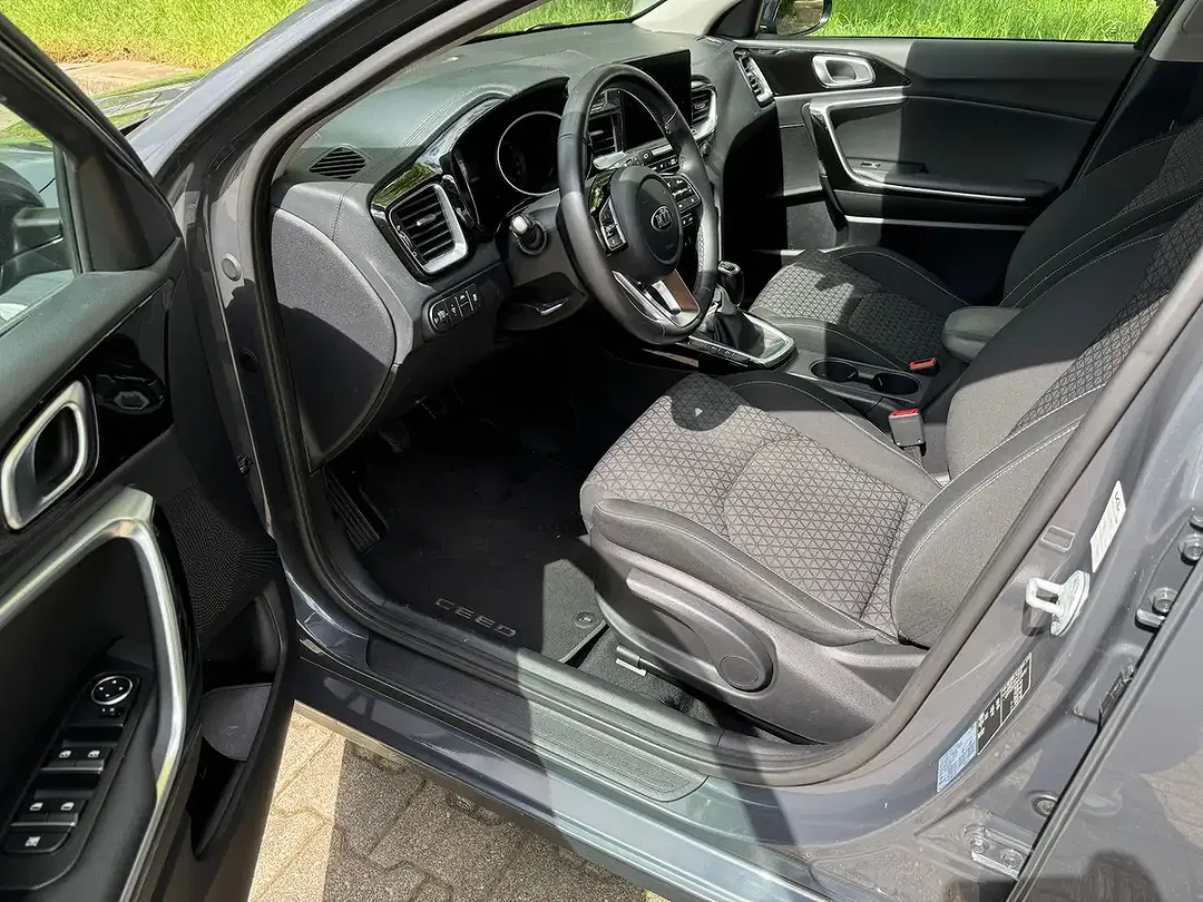 Kia Ceed / cee'd - Thumbnail 7