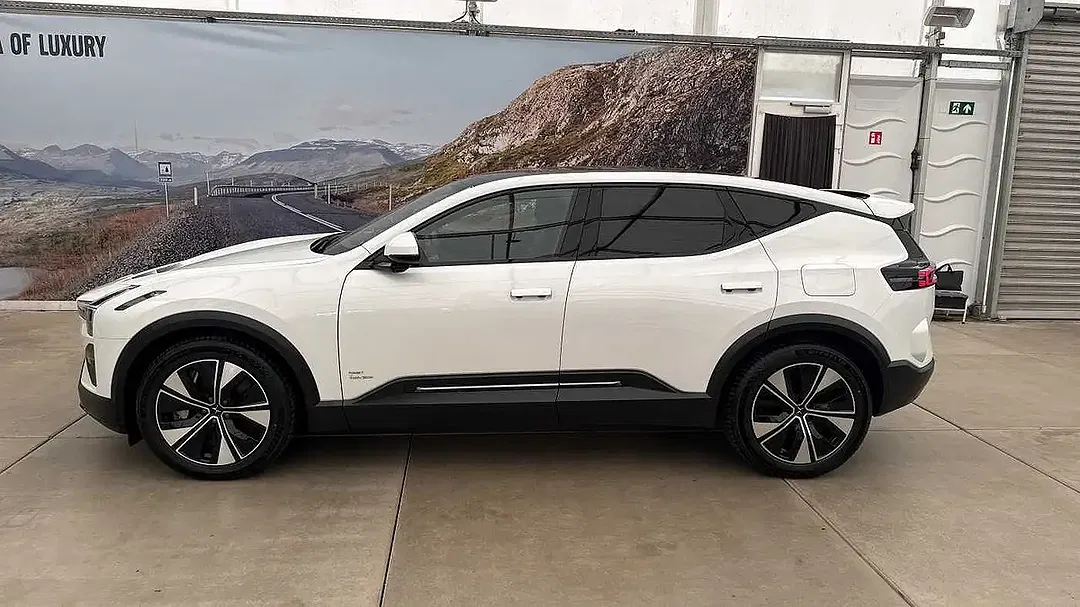 Polestar 3 - Thumbnail 2