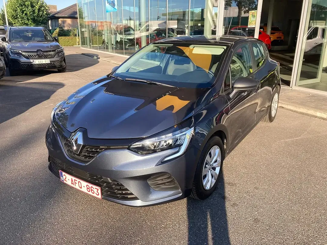 Renault Clio - Thumbnail 3