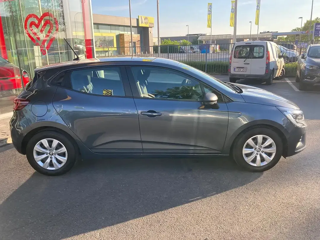 Renault Clio - Thumbnail 7