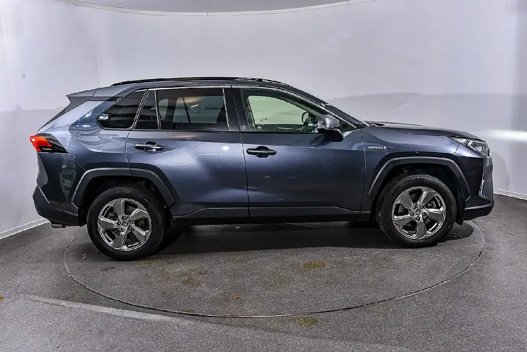 Toyota RAV 4 - Thumbnail 4