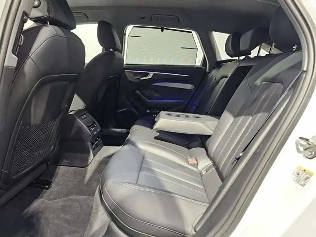 Audi A6 - Thumbnail 14